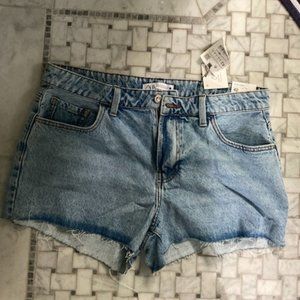 Zara NWT Mid Rise Shorts